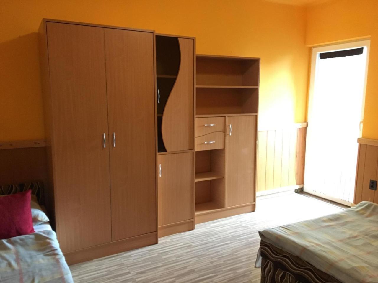Vakacio Ueduelo Aparthotel Révfülöp Εξωτερικό φωτογραφία