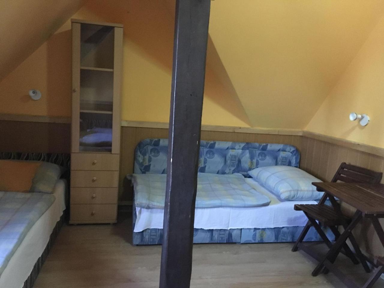 Vakacio Ueduelo Aparthotel Révfülöp Εξωτερικό φωτογραφία